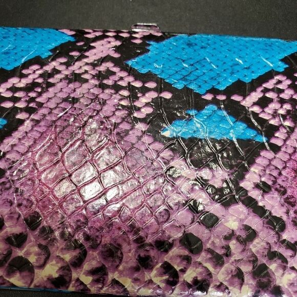 Purple and blue wallet - Picture 10 of 10